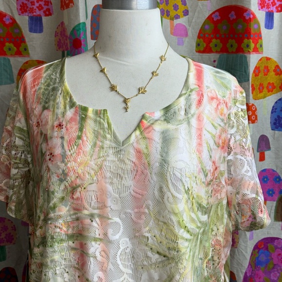 Alfred Dunner Lace Top With Crystals. 1X - Picture 2 of 11